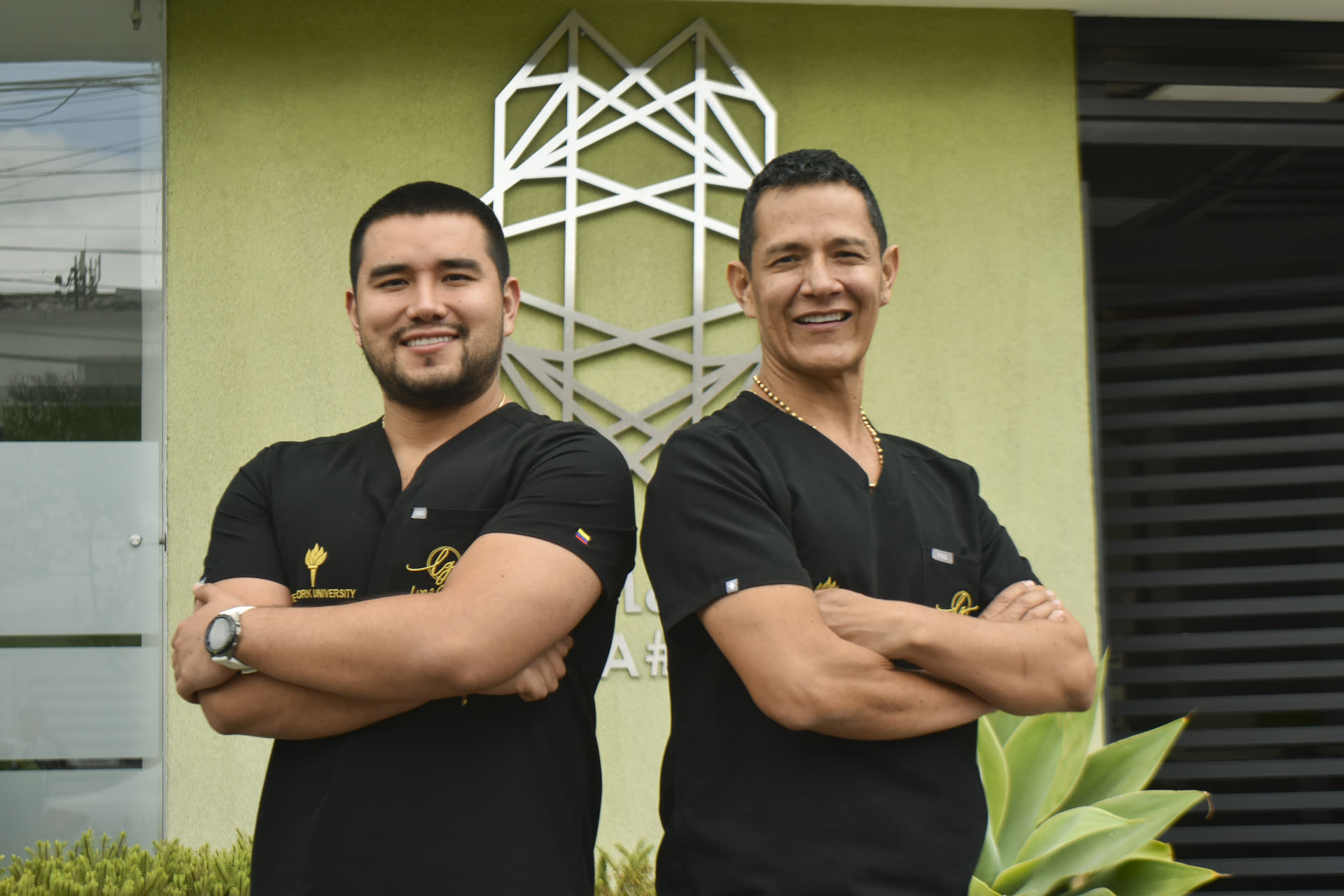 Dr. Sebastián Luna · Dr. Enrique Luna